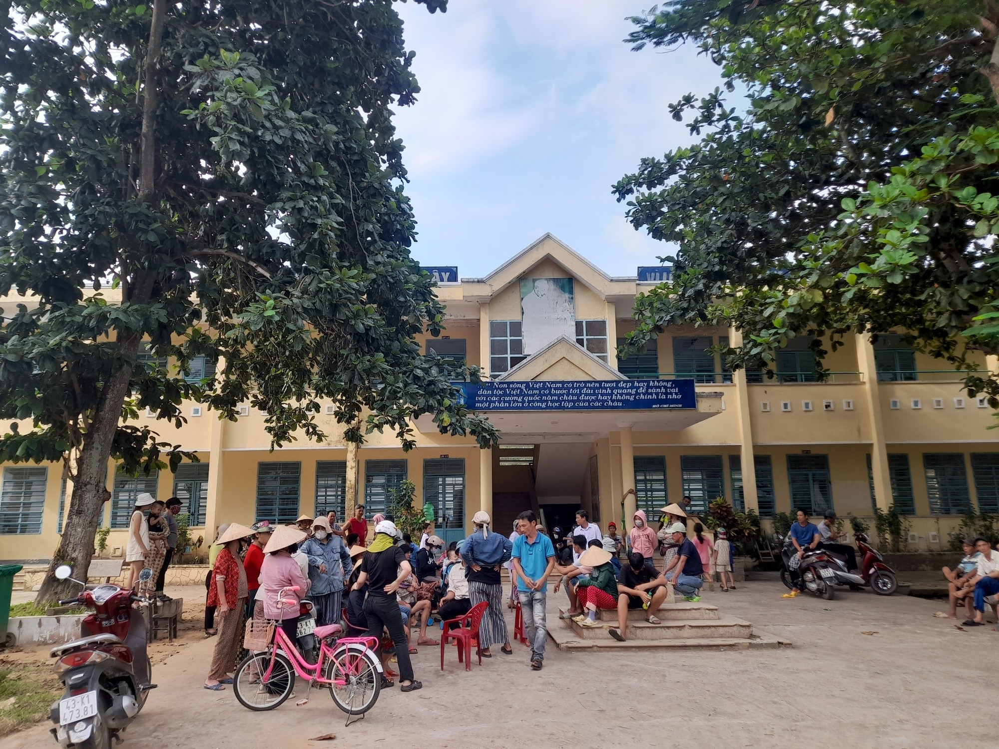 Bí thư huyện gửi tâm thư xin lỗi vụ 54 học sinh ở Đà Nẵng chưa đến trường - Ảnh 5.