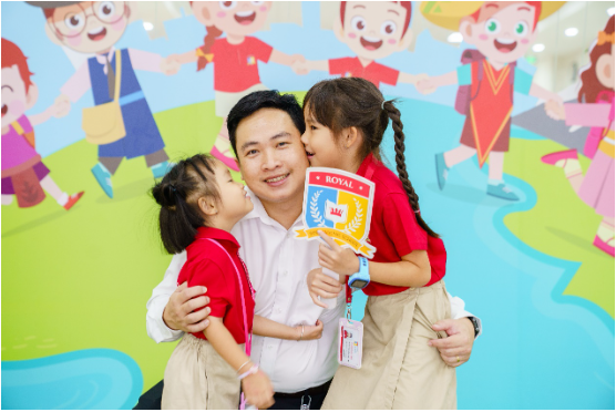 Tinh thần Royal School trong năm học mới: Công dân toàn cầu tự tin, bản lĩnh - Ảnh 4.