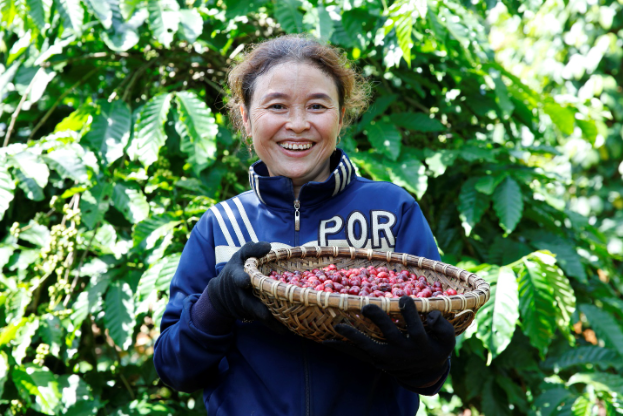 Nestlé Việt Nam góp phần nâng cao vai trò của phụ nữ trong toàn chuỗi cung ứng - Ảnh 1.