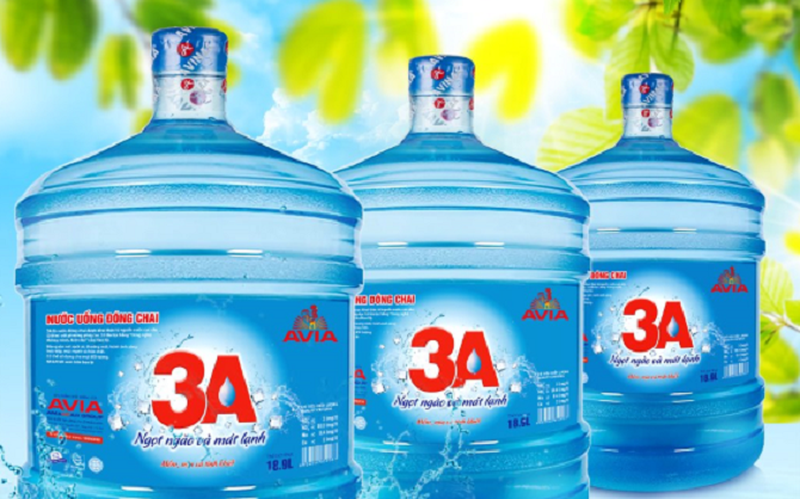 Hà Nội: Đình chỉ hoạt động sản xuất nước uống đóng chai của 4 cơ sở - Ảnh 1.