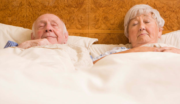 Sau 50 tuổi, đàn ông có 4 biểu hiện này khi ngủ chứng tỏ tim khỏe, thể lực tốt, có tiềm năng sống thọ - Ảnh 3.